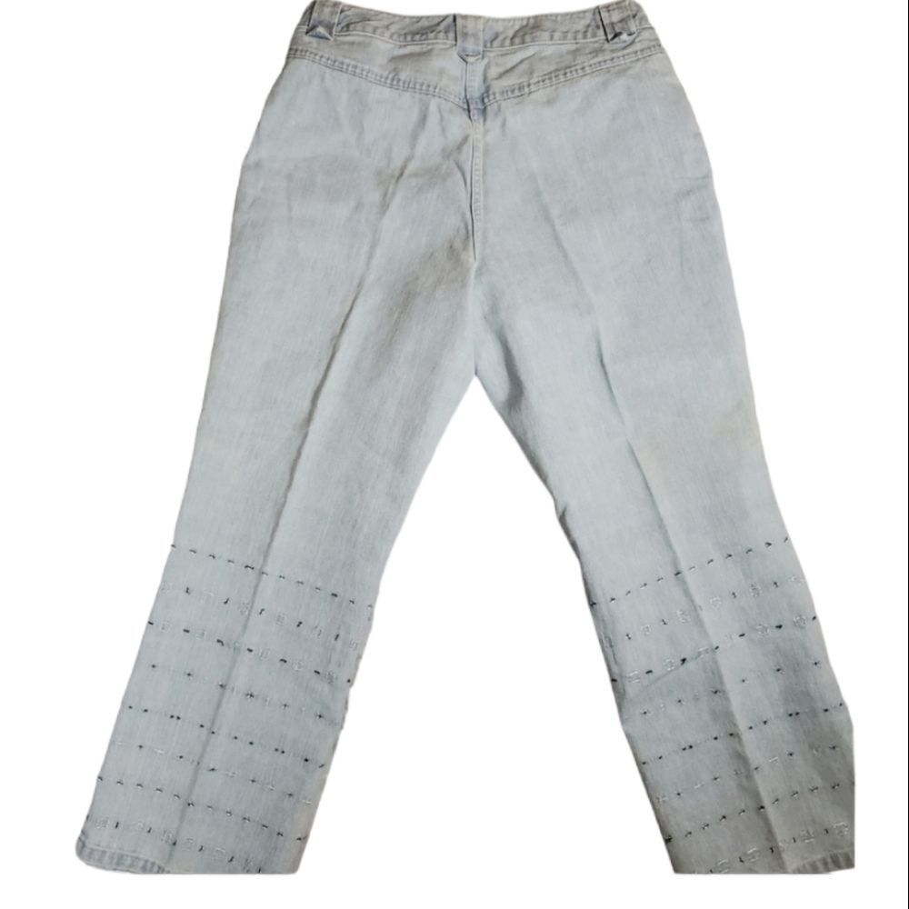 I.e. relaxed petite embroidered jeans 8p